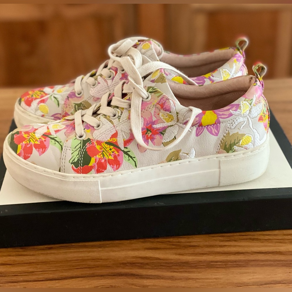 j/slides multifloral sneakers